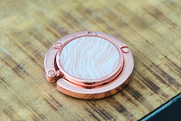 Purse Hook woodgrain rose