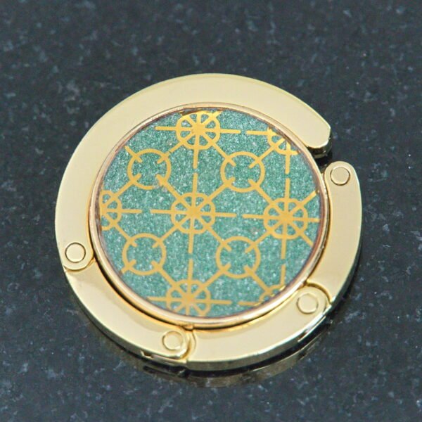 Purse hook pattern wheel