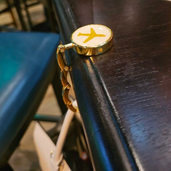 Purse hook airplane
