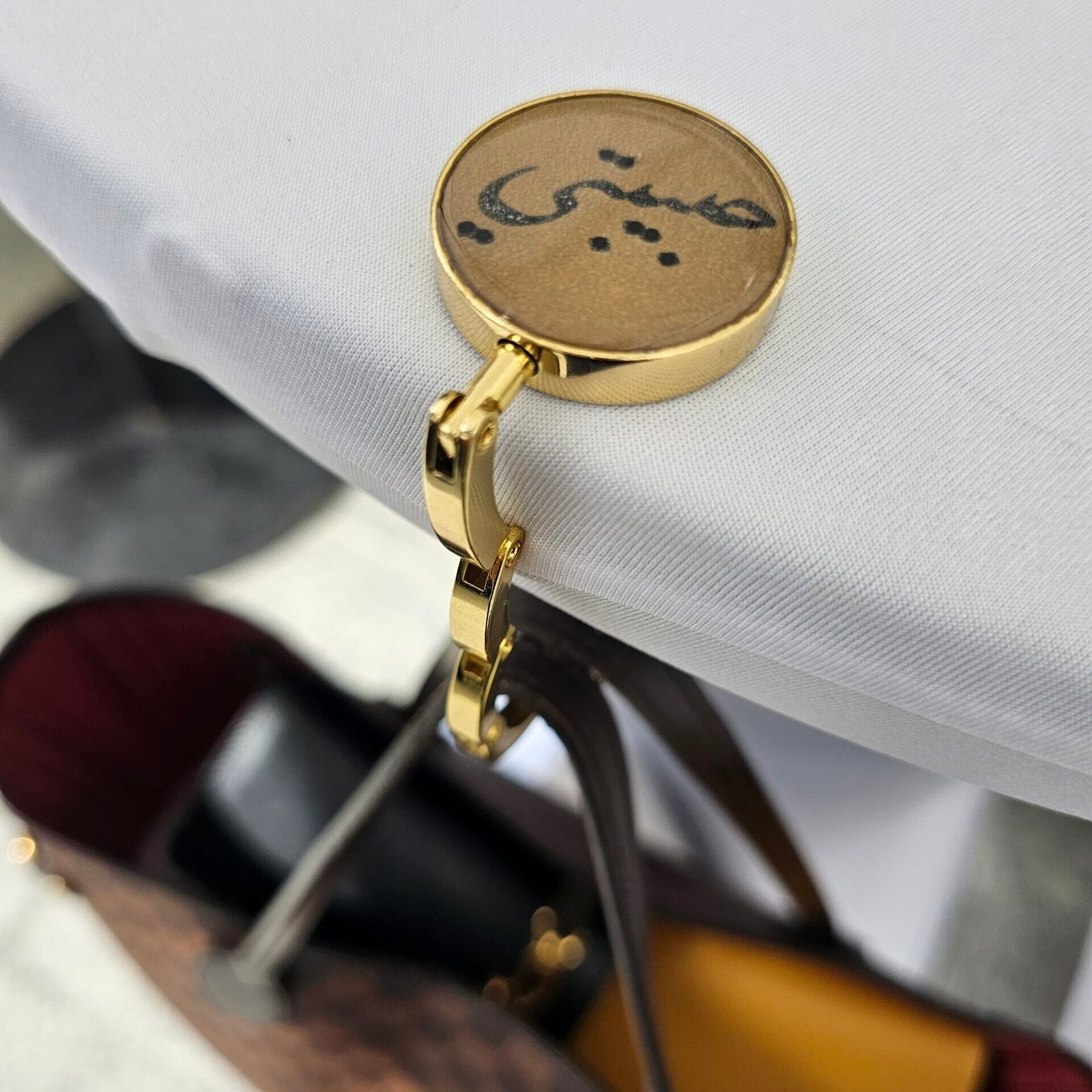Purse hook habibti