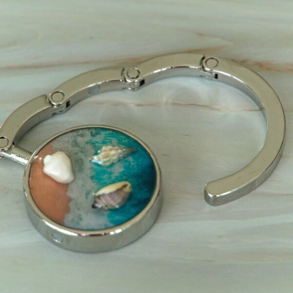 purse hook seashell