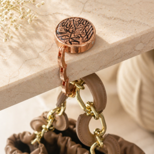 Purse hook calligraphy